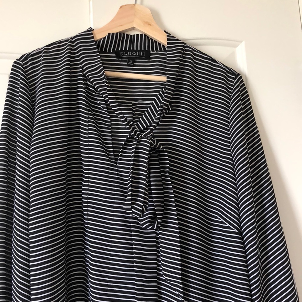 Long Sleeve tie-front blouse